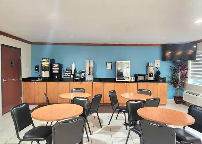 Days Inn By Wyndham Lumberton