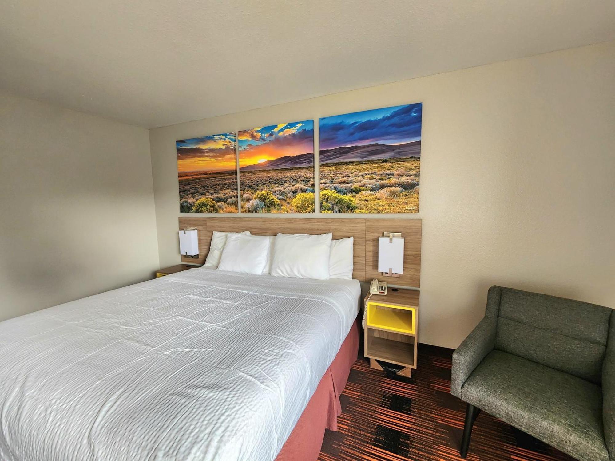 Days By Wyndham Motel