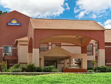 Days By Wyndham Motel Lumberton