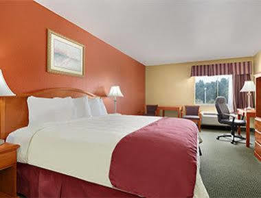 Motel Days By Wyndham Lumberton